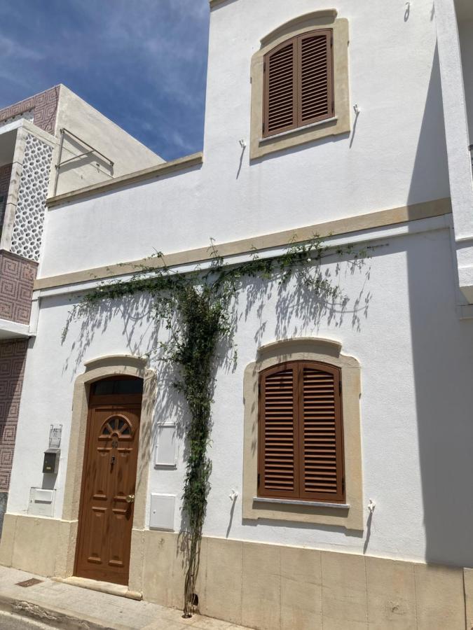 Casa Pombalinho, An Old Fisherman Cottage Fuzeta Exterior photo